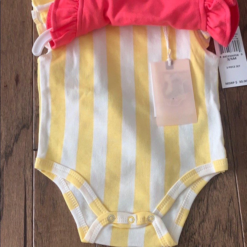 NWT Jessica Simpson 3 Piece Layette Set 3-6 Months - Picture 3 of 6
